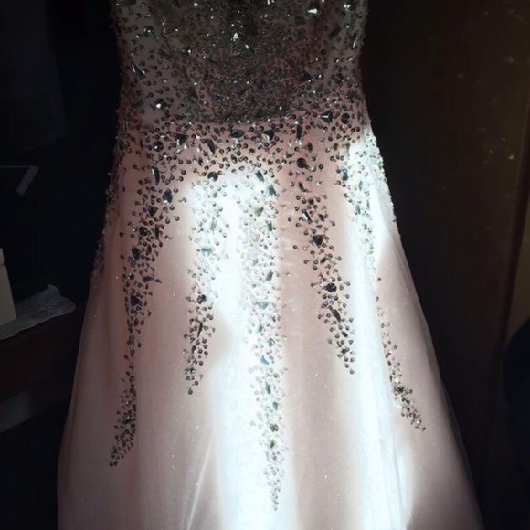 Prom dress! - Picture 1 of 7